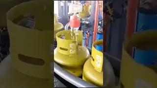 Proses pengisian tabung gas 3kg #short