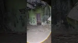 Hacienda abandonada, compa Mark está en vivo.