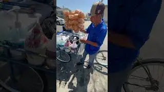 I Caught The Corn Man & Got Some Mexican Street Corn in South Central LA #elote #foodvendor #shorts