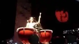 The White Stripes - Passive Manipulation (Bologna 2005)