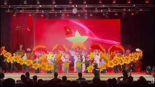 [MEDLEY MƯỜI CHÍN THÁNG TÁM - ĐOÀN VỆ QUỐC QUÂN - ĐƯỜNG CHÚNG TA ĐI] CLB VĂN HOÁ NGHỆ THUẬT PTIT