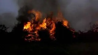 Pfingstfeuer