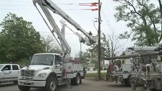 Des Moines Hit-and-Run Crash Causes Power Outage