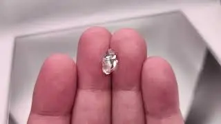 Кунцит фантазийный 2.57 ct. Пакистан + гемм. заключение