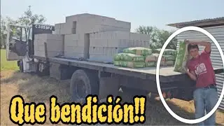 Llegó más material para la casa de Elida alguien llegó ayudar 😍