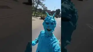 WE LOVE SCHEERSCHUIM MANNETJEE @KassaTicket (Kga een paar vids van je TikTok op YouTube plaatsen)