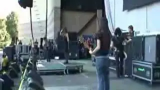 Flyleaf with guest guitarist Shae