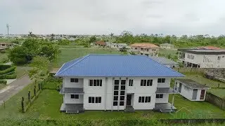 Stondoifistraat &bull; 330 m&sup2; appartementencomplex te Morgenstond, Paramaribo, Suriname