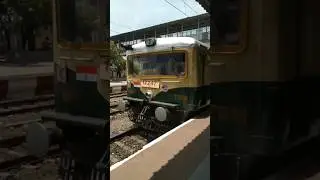 💥🤯chennai to tambaram local train VLOG... 😇tq for all support😉