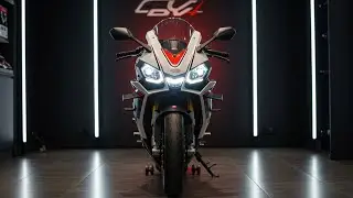 2025 Aprilia RSV4 1100 | The Ultimate Superbike Experience | Auto Craze