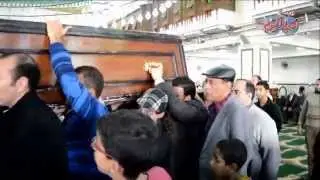 شاهد من مسجد الحصرى جنازة الفنان محمد وفيق وسط غياب الفنانيين