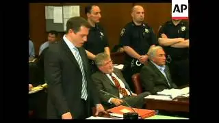 WRAP +4:3 Strauss-Kahn's family arrive, DSK at bail hearing ADDS judge, departures