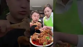 Мы с семьей едим баранью ногу. #мукбанг #еда #продукты #вкусно #готовка