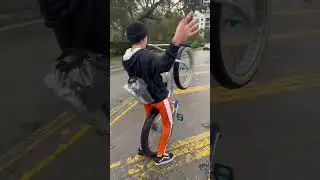 NO FEET OR HANDS WHEELIE!!😳 #viral #bikelife #wheelie #subscribe #explore #nohands #footdrag