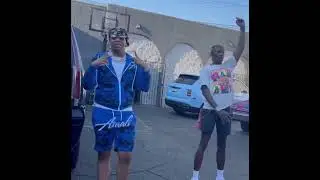 Young Thug & Lil Gotit Throw Up Gang Signs