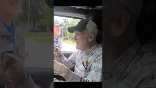 «Ты хочешь сказать, что твоя жена наняла Билли на должность учителя?!? Мальчик, мальчик, мальчик!»