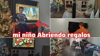 Mi niño Abriendo Los Regalos Qué le dejó Santa 🎅🎁 y más sorpresa 