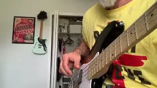 Need help with right hand noise on bass