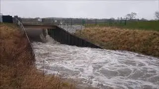 A very full River Dearne at Darfield