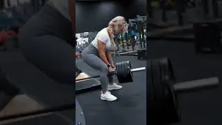Tag a strong person that inspires you ! #stronggirls #gyminspo #gymgirls #gymfitness24 #shorts