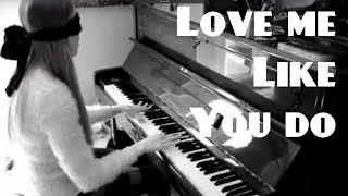 Ellie Goulding - 'Love Me Like You Do' Blindfolded piano cover | PianoEmma