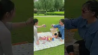 Outdoor Picnic Mat Waterproof Foldable Beach Blanket with Patterns for Camping Travel & Picnic