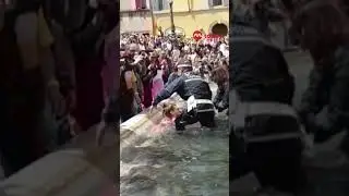 Climate activists turn waters black at Rome's Trevi Fountain