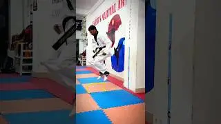 #teaching #baddi #blackbelt #taekwondo #training #martialartist #sports #youngwarrior #kidsactivity