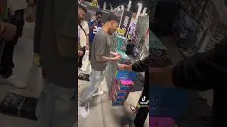 Opening a $300 mystery box at sneakercon