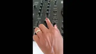 Pioneer DJ DDJ FLX4 2 deck Rekordbox and Serato DJ Controlle