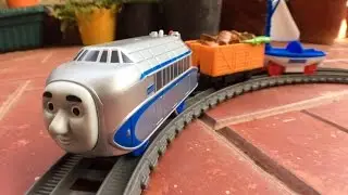 Thomas and Friends Extraordinary Trackmaster Engines Hugo and Skiff