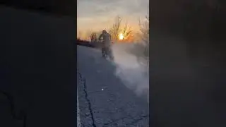 KTM 690 SMC       (moto, paesaggio, burnout , gopro, apple, dji)