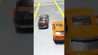 Маленькая игрушечная машинка 👀😁😀#удовлетворительно