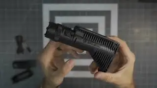 Lumen 15 &mdash; AGC 1600 Lumens Triangle Grip Tactical Flashlight Detailed Display