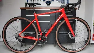Gravel bike build - 5-year-old assembles my Parlee Chebacco