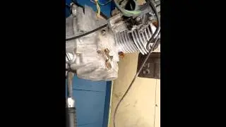 Barco com motor de moto