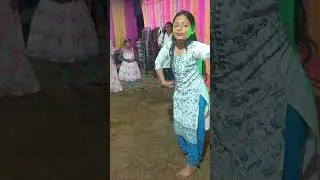 Mehendi dance. 