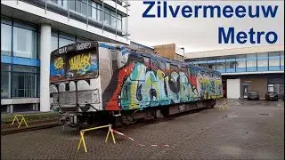 Eerste Amsterdamse GVB Metro  Zilvermeeuw in Nederlands Transport Museum
