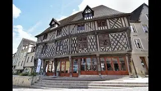 Chartres - La ville m&eacute;di&eacute;vale et les bords de l'Eure - R&eacute;gion Centre - Val de Loire - France