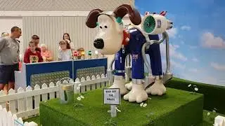 Gromit Unleashed 2 Bristol Gromjet.