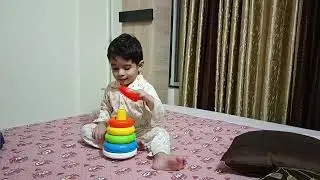 Playing stack ring toy