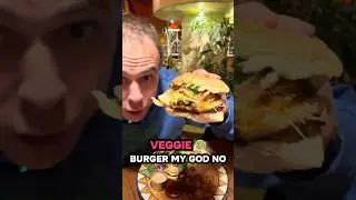 Calactus Popeye Burger Review | Flip Burger Fest Moncton | Super Tasty Vegetarian Burger 5 Stars