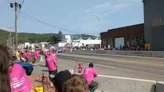 Duluth Street Race: TT Hemi Barracuda vs Nitrous Hellcat