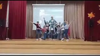 Коллектив педагогов школы. Таней 