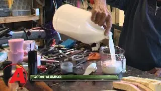 How To Make Your Own Simple Mr. Whiggley Fishing lure | Alumilite
