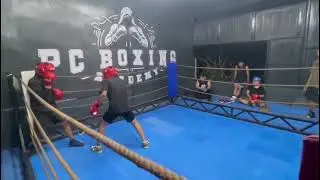 Boxing sparring 