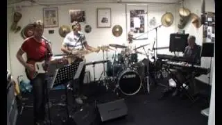 True love thats a wonder door de Ort-band.avi