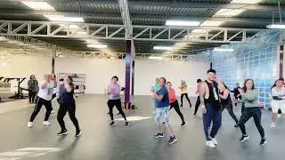 Remix banda machos ( ZUMBA CON ROYCE)