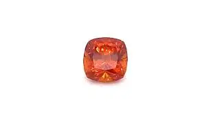 Grenat Spessartite Naturel 2,36 ct &ndash; Fanta Orange Vif &ndash; Taille Coussin Carr&eacute;