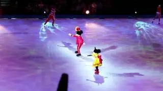 Disney on ice 100 years of magic 2015! Mickey and Minnie Mouse Bounce